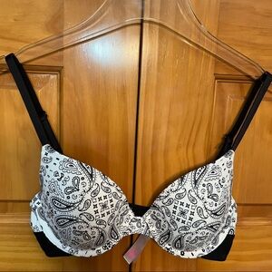 Pink Victoria’s Secret Black/White Paisley Bra 34B